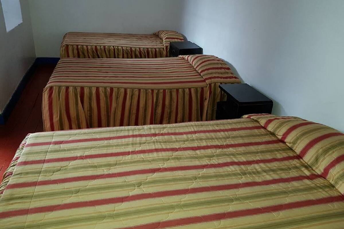 In-room safe, desk, free WiFi