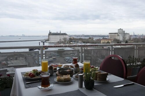 Kadikoy Rihtim Hotel