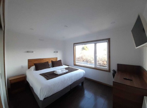 Apartment, 2 Bedrooms | Desk, laptop workspace, blackout curtains, soundproofing