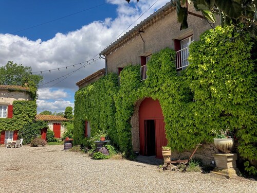 Charmant gîte avec piscine dans l'ancien domaine viticole 