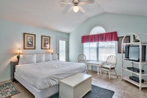 3 bedrooms, iron/ironing board, free WiFi, bed sheets