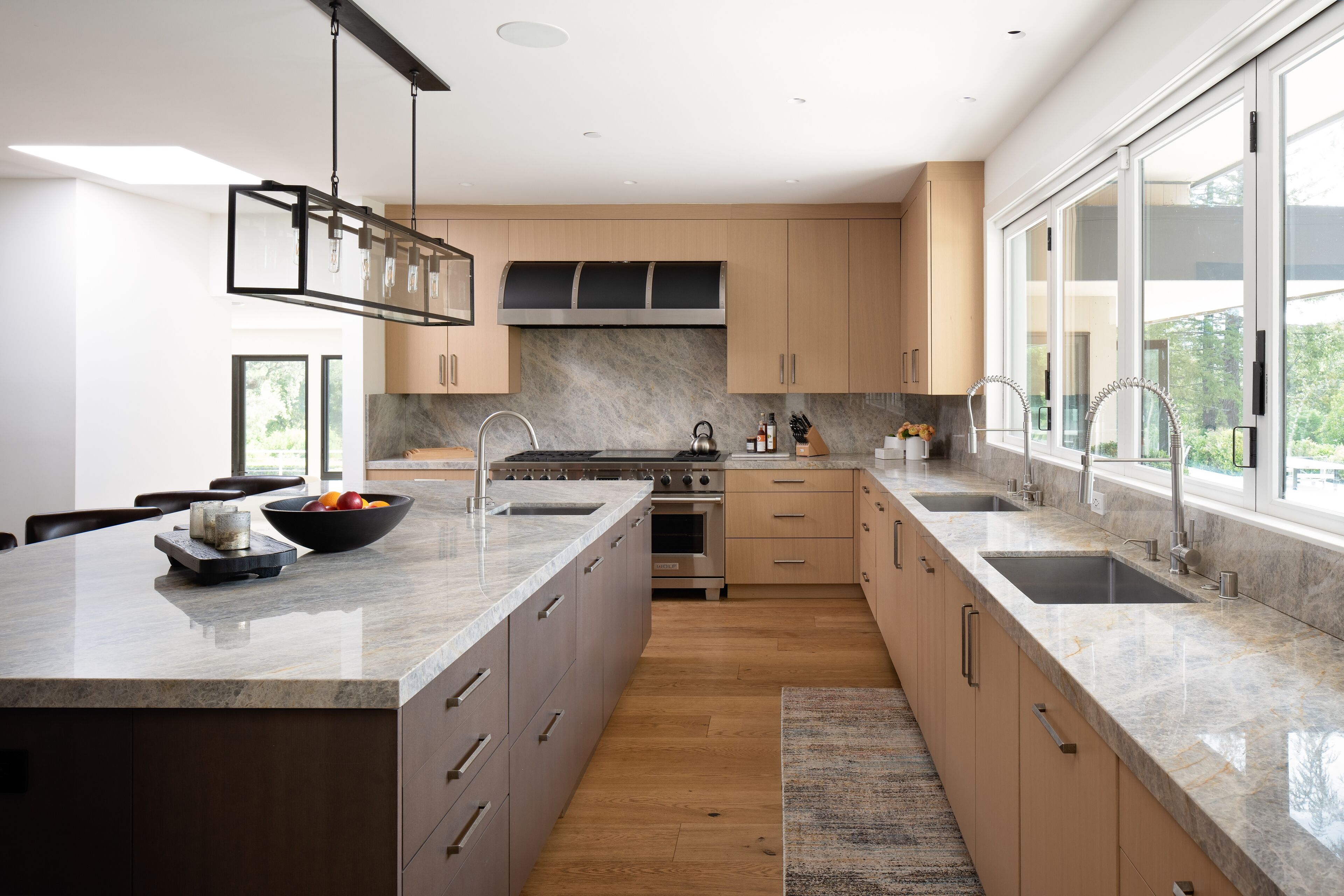 7 KING SUITES Exclusive & Luxurious - Tennis Bocce Croquet - 60’ Saltwater Pool
