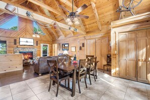 Dining - Elegant 2700 Sq Ft True Log Cabin-Private Hot Tub-Game Room-Pool Table-Best View Near Big Cedar (Ridgedale)