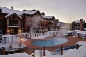 Innenpool, beheizter Pool