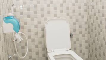 HandtĂŒcher, Seife, Toilettenpapier