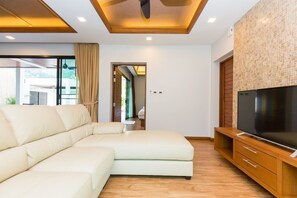 Fernseher, DVD-Player