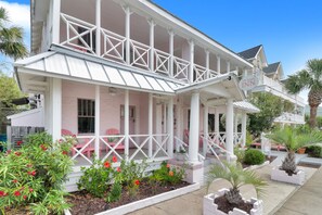 Exterior - Eclectic Tybee Getaway! 400 Feet to the Beach, Free Parking + Wifi (Tybee Island)