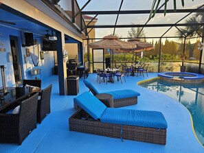 Indoor pool, outdoor pool