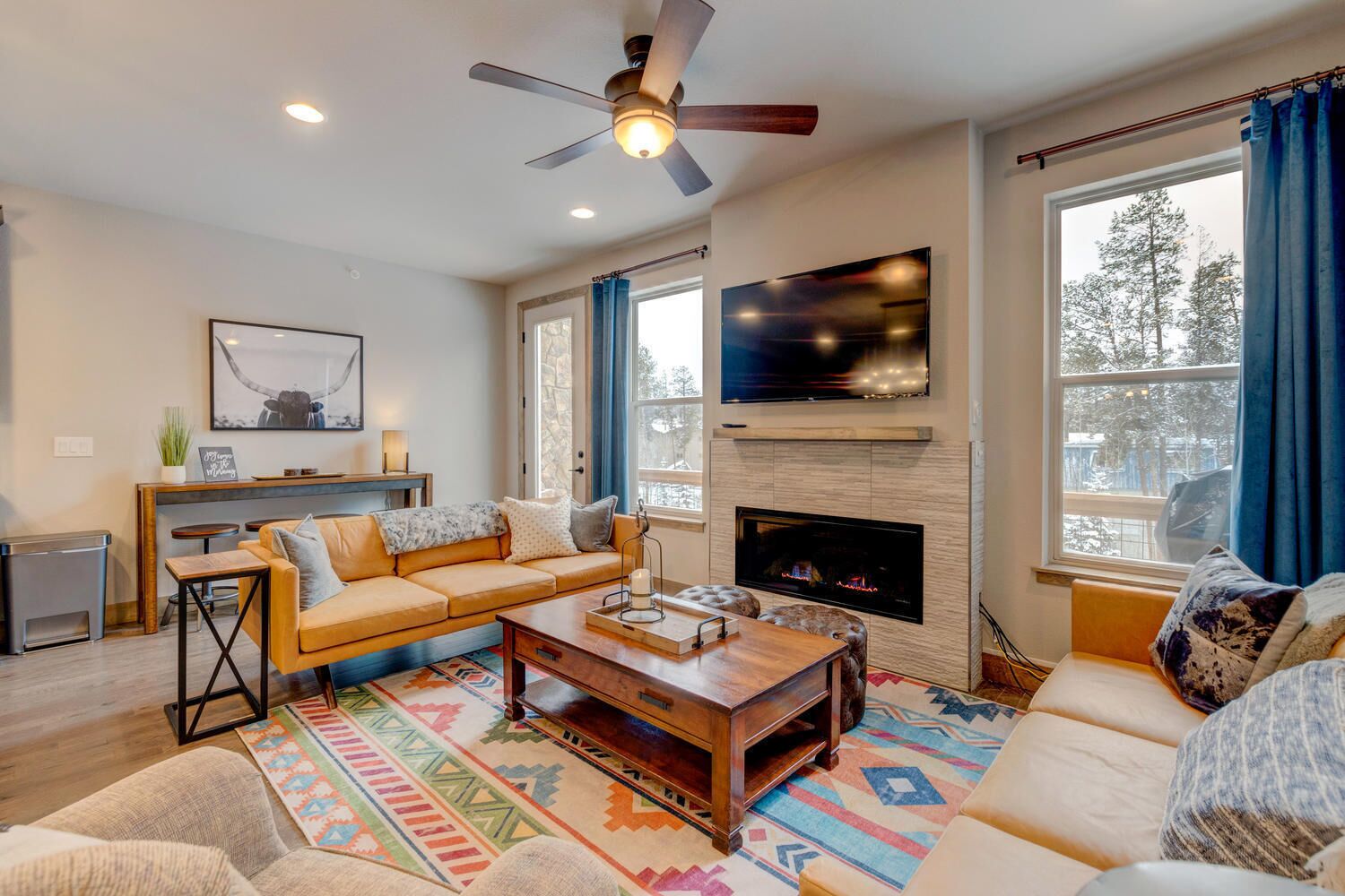 New Luxury Mountain Villa 139 / Hot Tub / Great Views / Best Price - $500 FREE Activities Daily