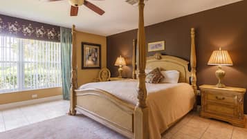 8 bedrooms, desk, iron/ironing board, travel crib