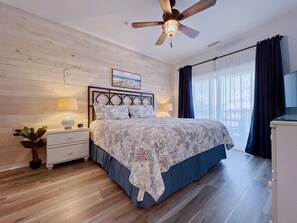 4 bedrooms, desk, iron/ironing board, free WiFi - Gorgeous Renovations, a Fantastic Location, and Relaxing Views! (Wildwood Crest)