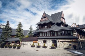 Exterior - Jastrzebia Turnia (Zakopane)