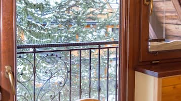 Standard Triple Room, Non Smoking, Ensuite (2) | Balcony