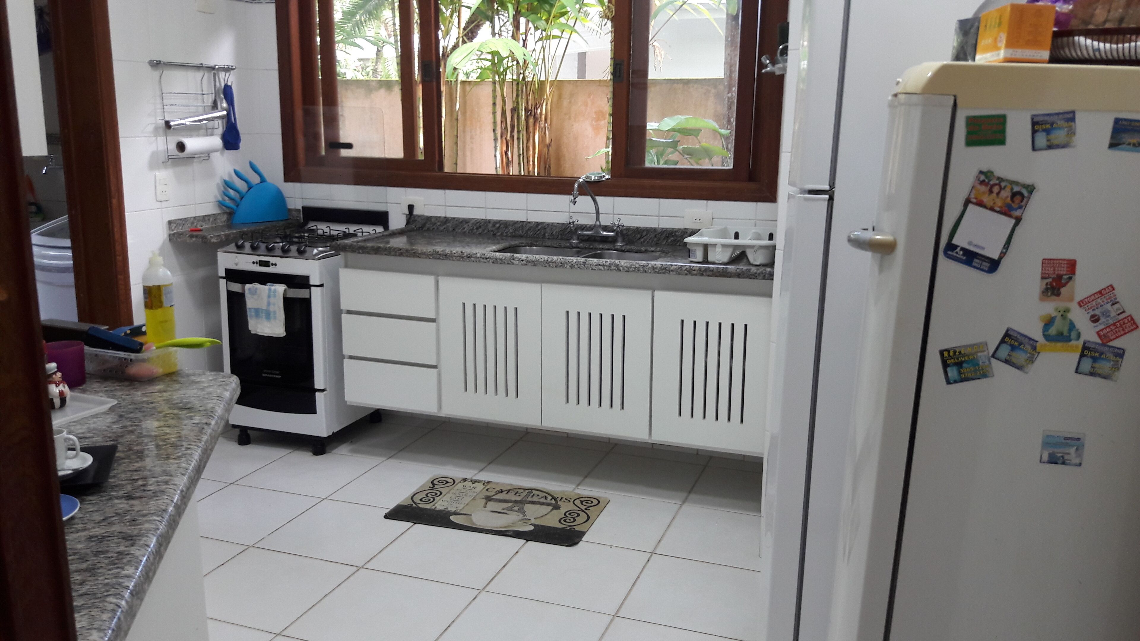  HOUSE CONDOMINIUM - BEACH OF THE WHALE