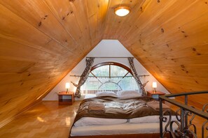 Superior Apartment, 2 Queen Beds, Non Smoking (14) | Free WiFi, bed sheets - Gosciniec Pieciu Stawow (Ustrzyki Dolne)