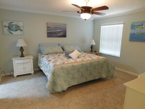3 bedrooms, iron/ironing board, free WiFi, bed sheets - Beautiful 3/2 designer home, pet friendly, free WiFi, golf cart, hot tub (The Villages)