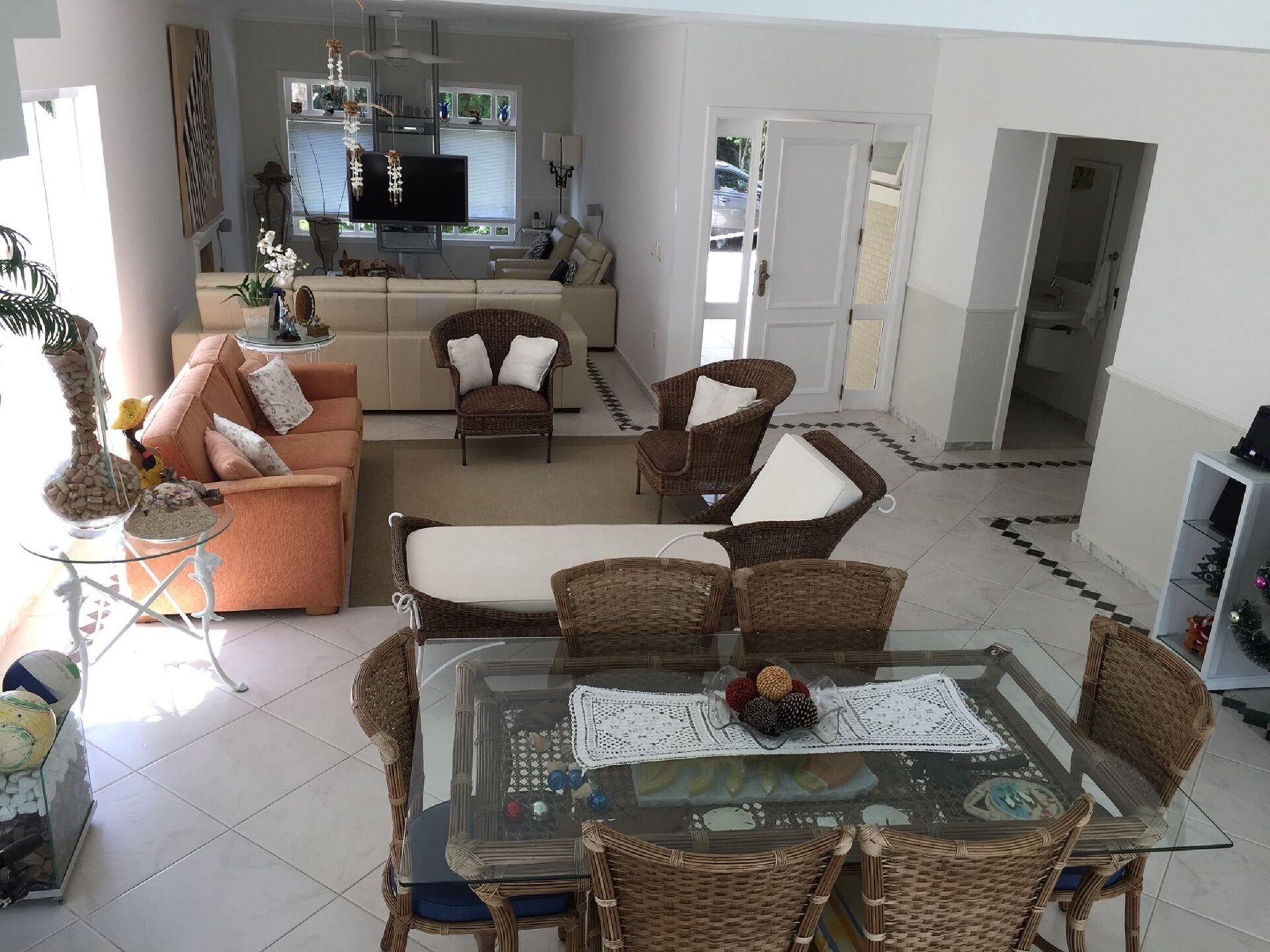 HangaRoa Condo - Bertioga - Beautiful House for Family, Comfort and Security