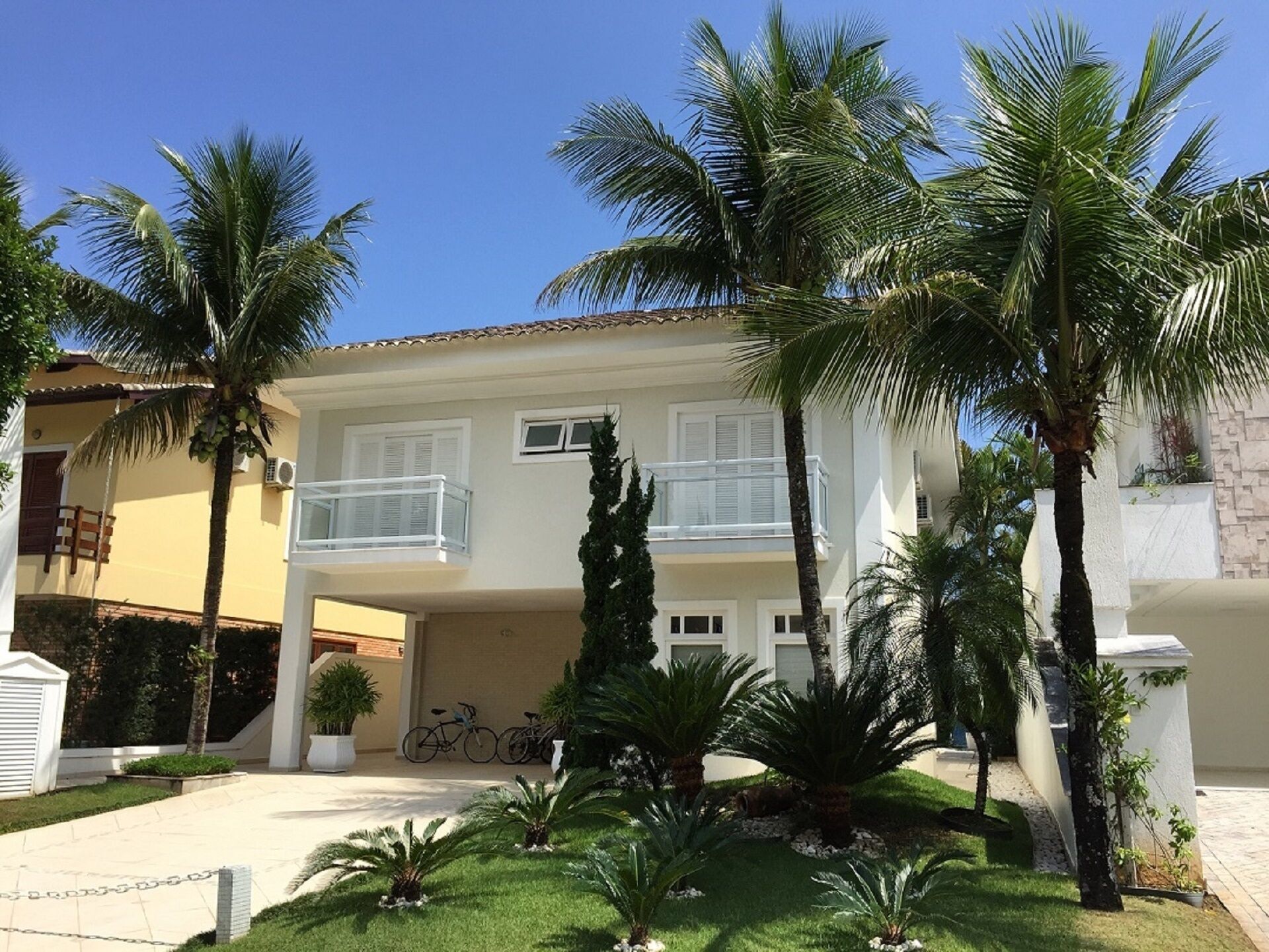 HangaRoa Condo - Bertioga - Beautiful House for Family, Comfort and Security