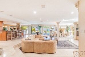 Interior - Multi Million Dollar Mansion on Lake Tarpon (Tarpon Springs)