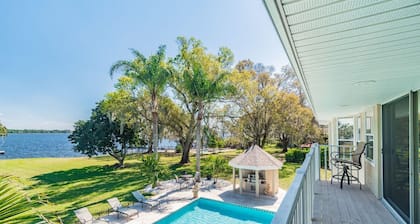 Gehobenes Executive Estate am Lake Tarpon