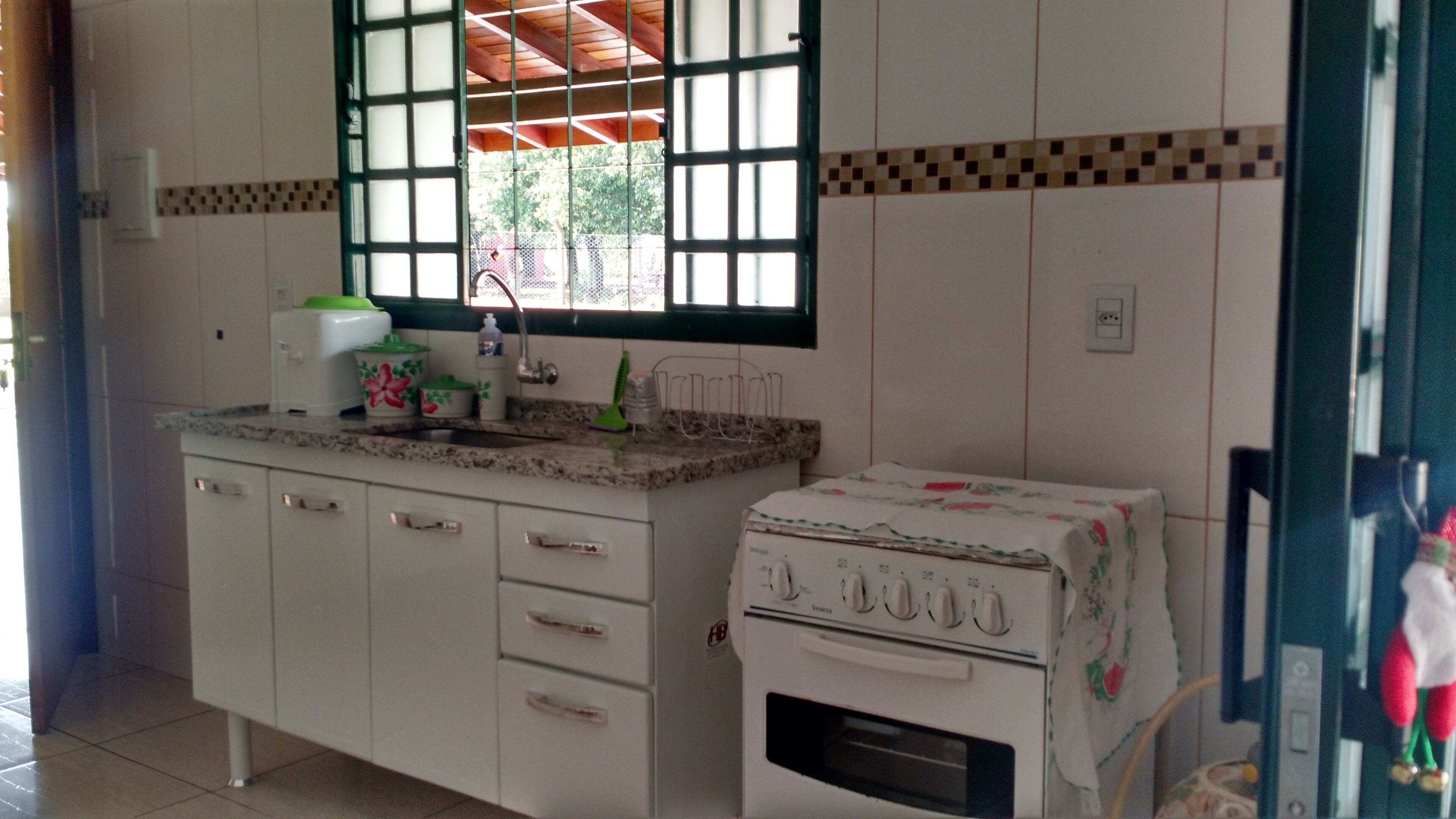 Farm for season, 3 suites, pool, pool and WIFI, 10 minutes from the parks!