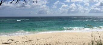 Condo w/Views, Beach, Htd Pool, Pickleball, Golf Cart, Gym,Walk to Restaurant