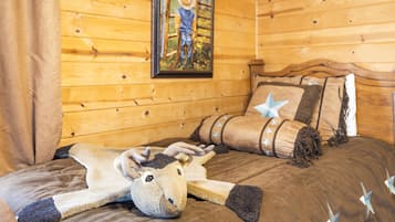 4 Schlafzimmer, Bügeleisen/Bügelbrett, kostenloses WLAN, Bettwäsche