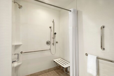Hilton Garden Inn Chicago Downtown South Loop - Image 20