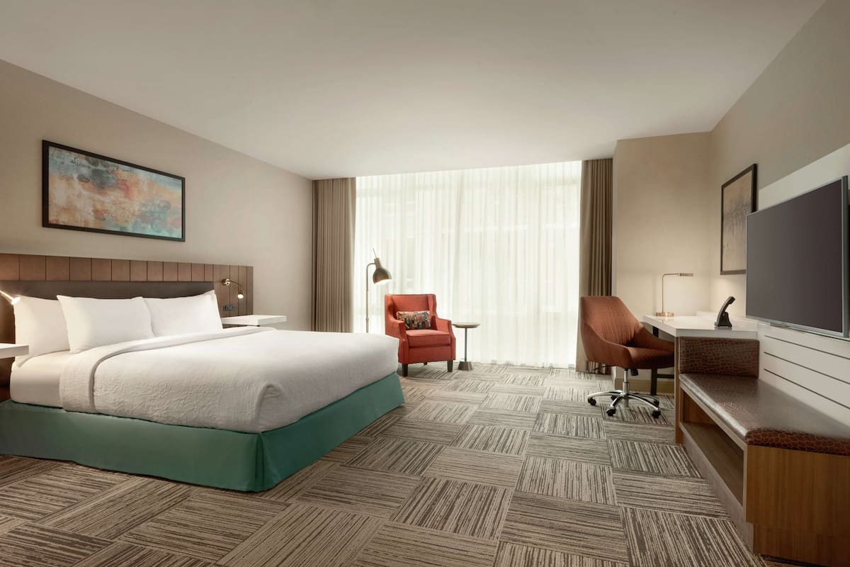 Premium bedding, in-room safe, desk, blackout curtains