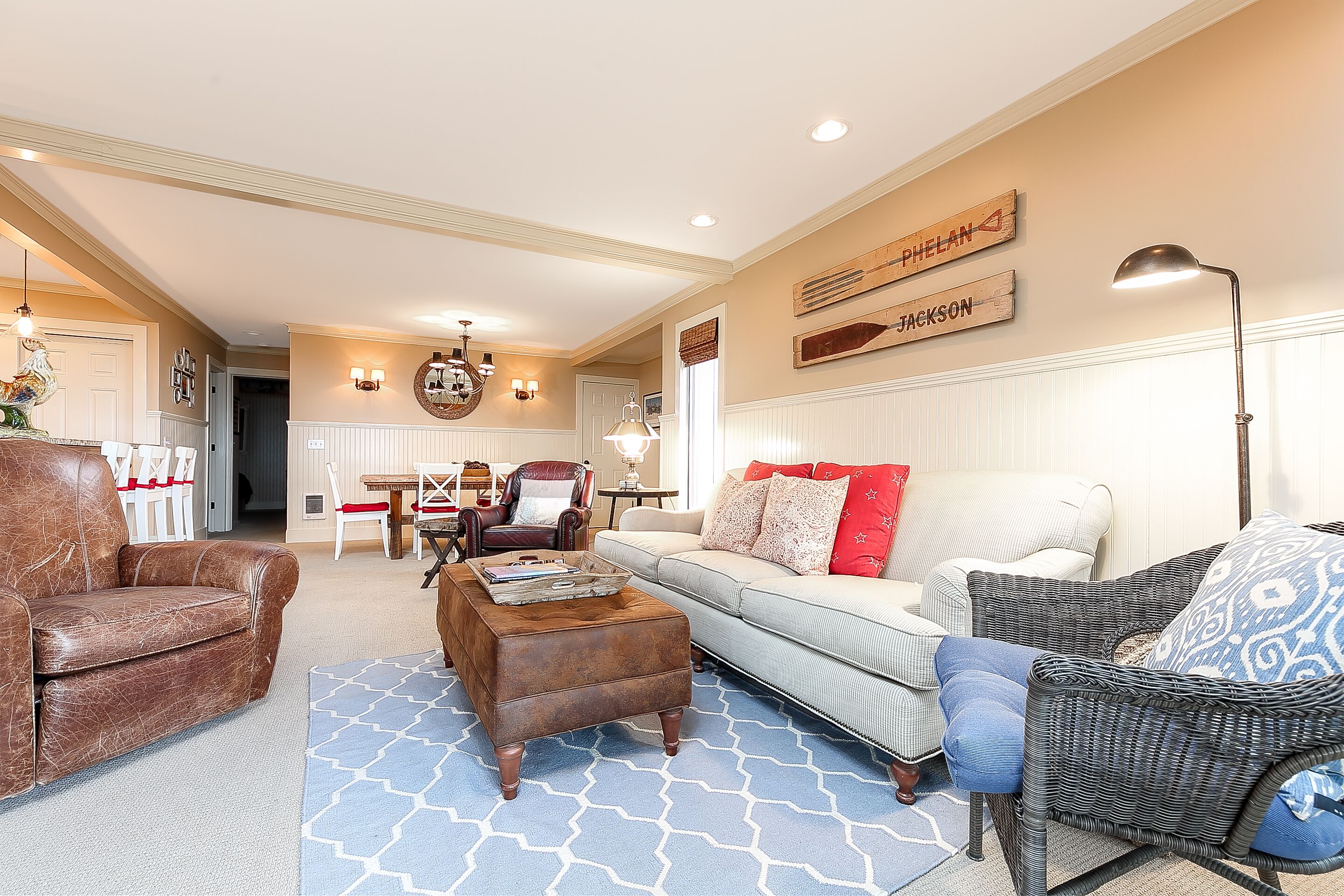 Nov/Dec Special:  Buy 2 nights, get one free!