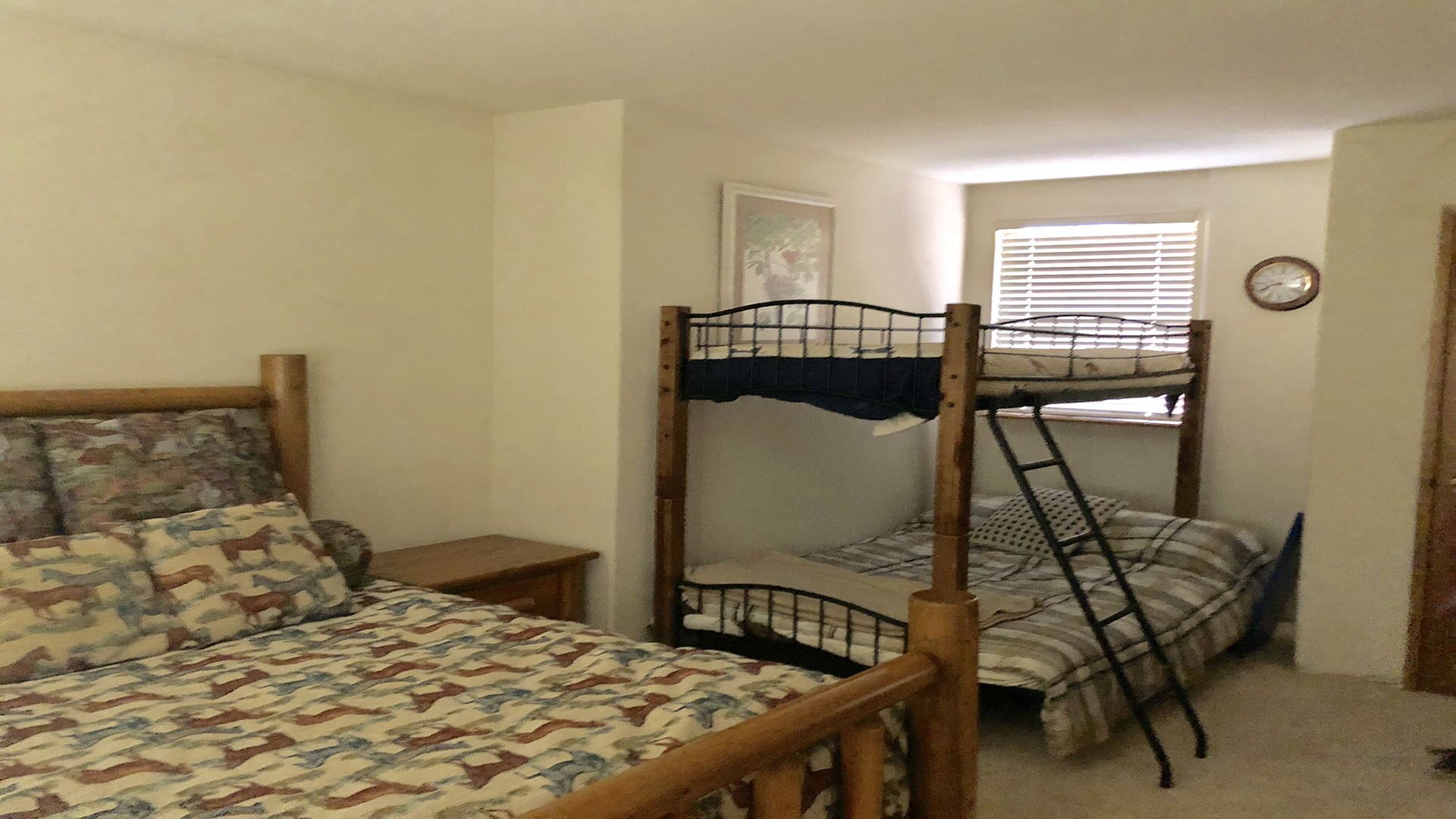 Lakeview Home 4bed/3bath 12+