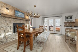 Dining - Summer Special! Fully Remolded Ground Floor Condo, Walk to Base, Ski In/Ski Out (Steamboat Springs)