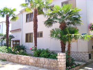 Property grounds - Apartment Franjo, (15901), Rovinj, hr (Rovinj)