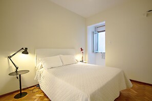 2 quartos, Wi-Fi de cortesia, roupa de cama