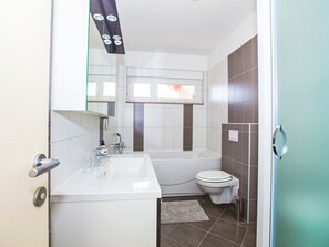 Bathtub