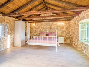 4 chambres, accès Internet, draps fournis