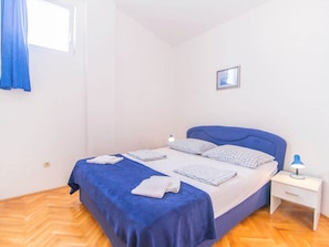 2 habitaciones, internet y ropa de cama