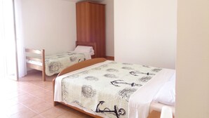 2 bedrooms, internet, bed sheets - Apartments Josip, (14607), Lopar, hr (Lopar)