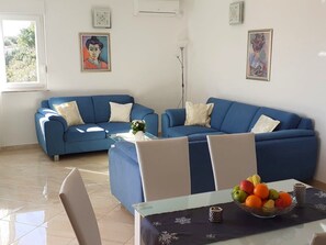 Living area - Apartment Renata, (15397), Okrug Gornji, hr (Okrug Gornji)