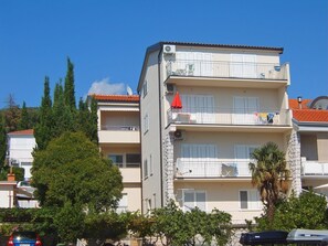 Exterior - Apartments Tatjana, (14676), Dramalj, hr (Dramalj)