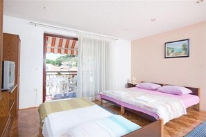 1 bedroom, Internet, bed sheets - Apartments Anesa, (13864), Podgora, hr (Podgora)