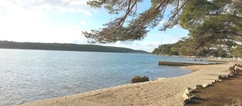 Apartments Rezika, (14126), Palit, hr