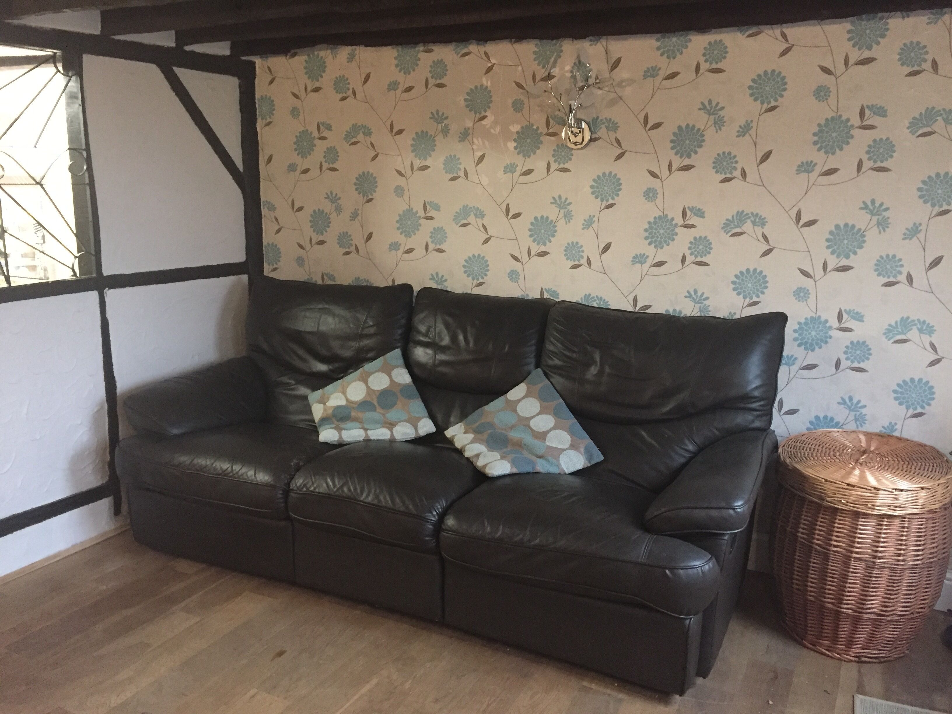 Dollydrops 17th Century Rural Cottage in Cambridgeshire