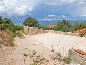 Property grounds - Apartments Jagoda, (15440), Donje Selo, hr (Donje Selo)