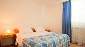 2 chambres, accès à Internet, literie fournie