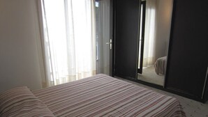 Unclassified image, 4 of 29, button - Holiday home Zdenka, (3431), Okrug Donji, hr (Okrug Donji)