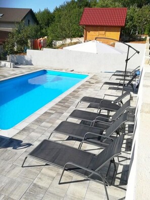 Pool - Apartments and rooms Željko, (12619), Rakovica, hr (Rakovica)