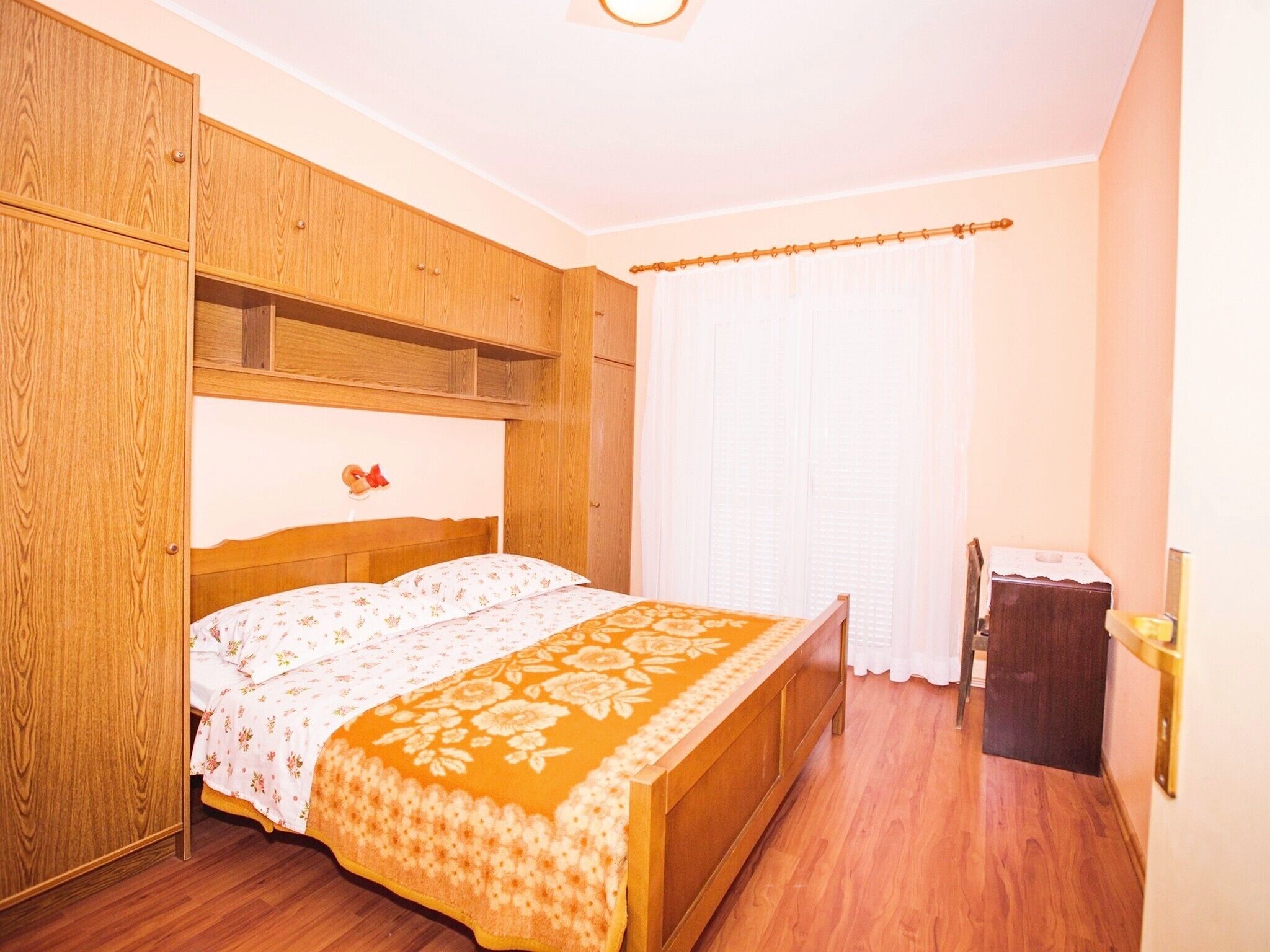 2 habitaciones, internet y ropa de cama 