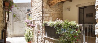 Maisons de pierre anciennes: Color'e Cielu