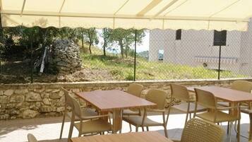 Ristorazione all'aperto